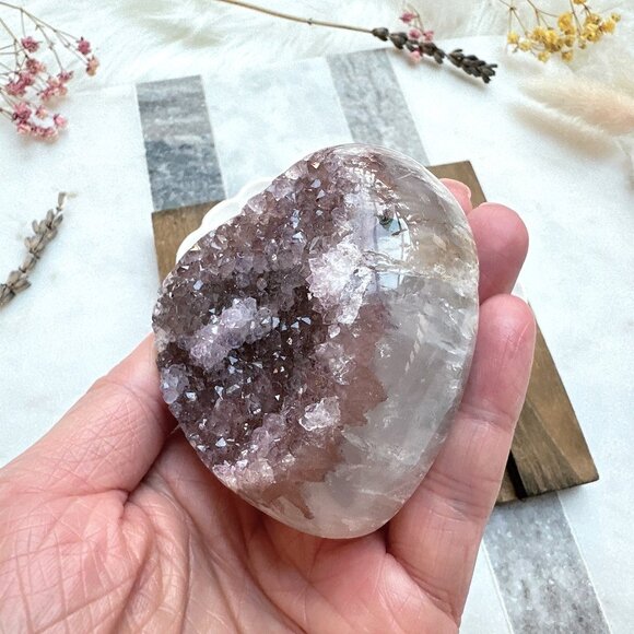 Gorgeous Amethyst Heart Cluster - Picture 7 of 8